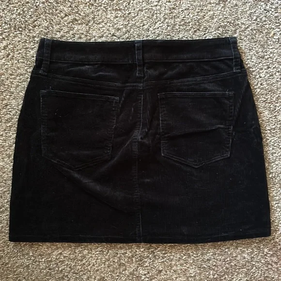 Velvet black skirt - Picture 5 of 6